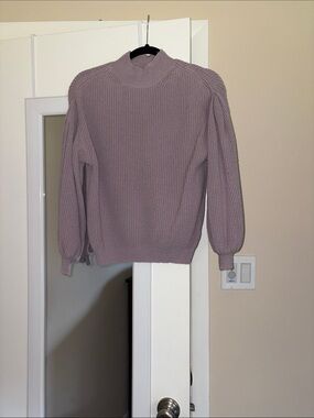 Leith Puff-Sleeve Mock Neck Sweater in Dusty Mauve